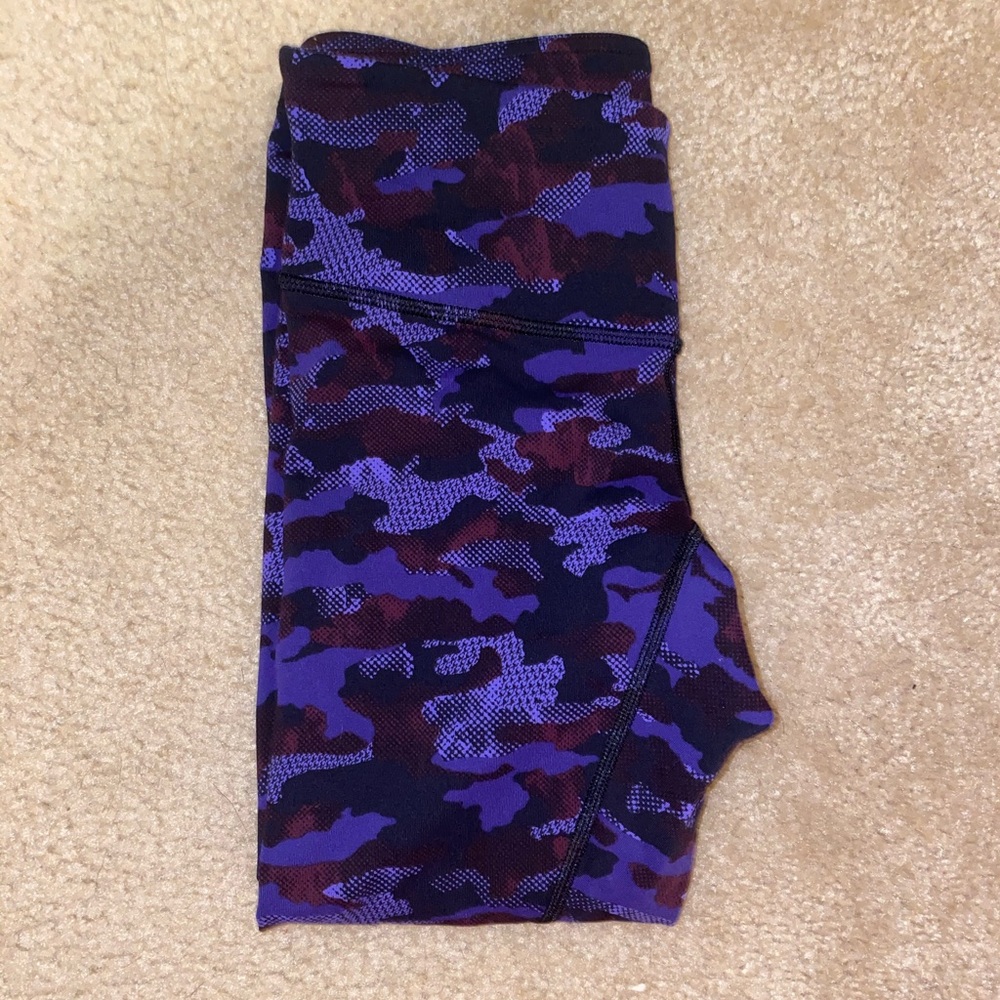 Lululemon Wunder Under Crop 21”